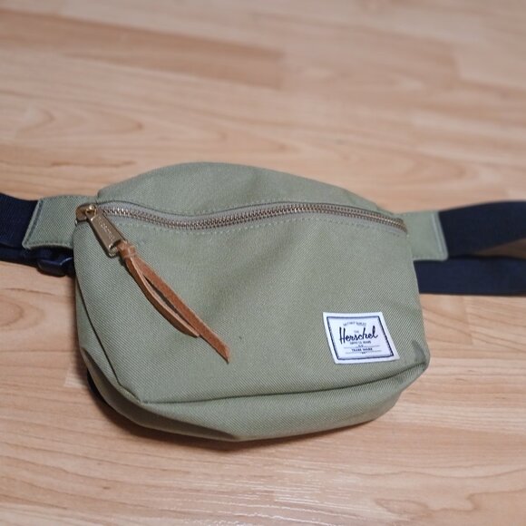 Hershell belt bag - Picture 1 of 1